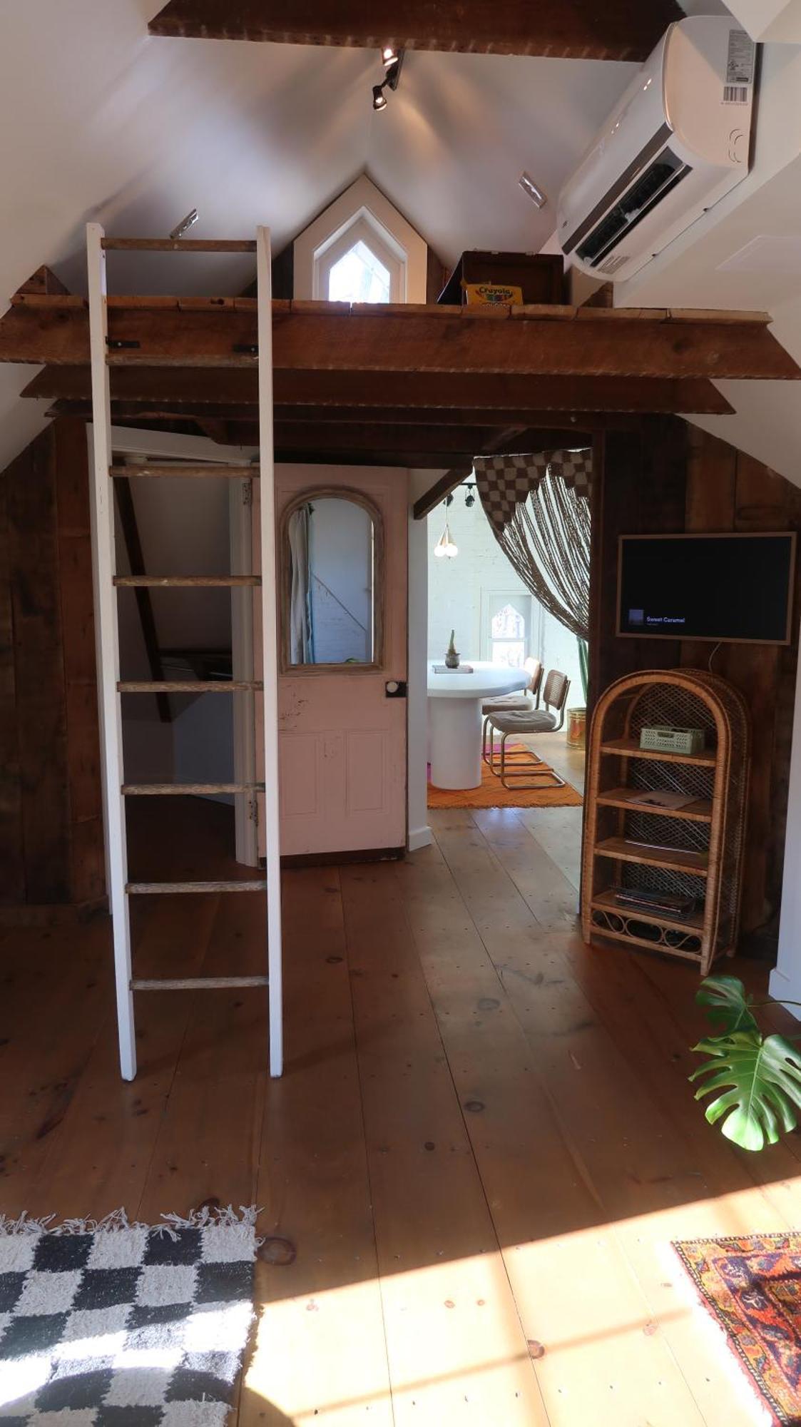 Creative Private Attic 1Br Suite Honey Brook Extérieur photo